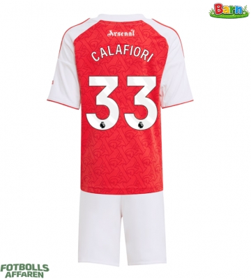 Arsenal Riccardo Calafiori #33 Hemmaställ Barn 2025-26 Kortärmad (+ Korta byxor)